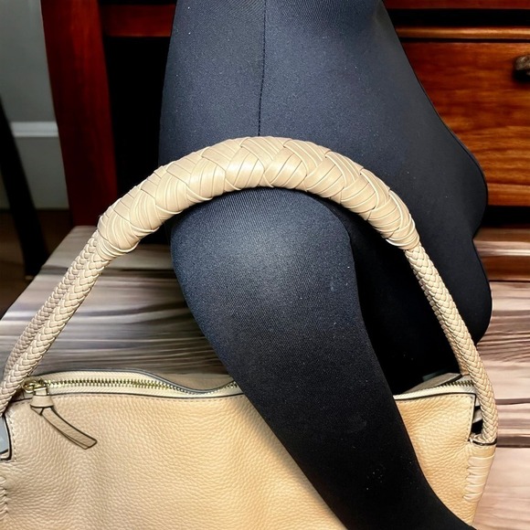 Tory Burch Large Taylor Leather Hobo Bag - Picture 11 of 12